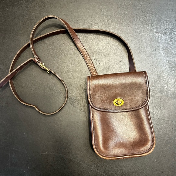 Vintage Coach Scooter Crossbody Bag - Picture 1 of 5